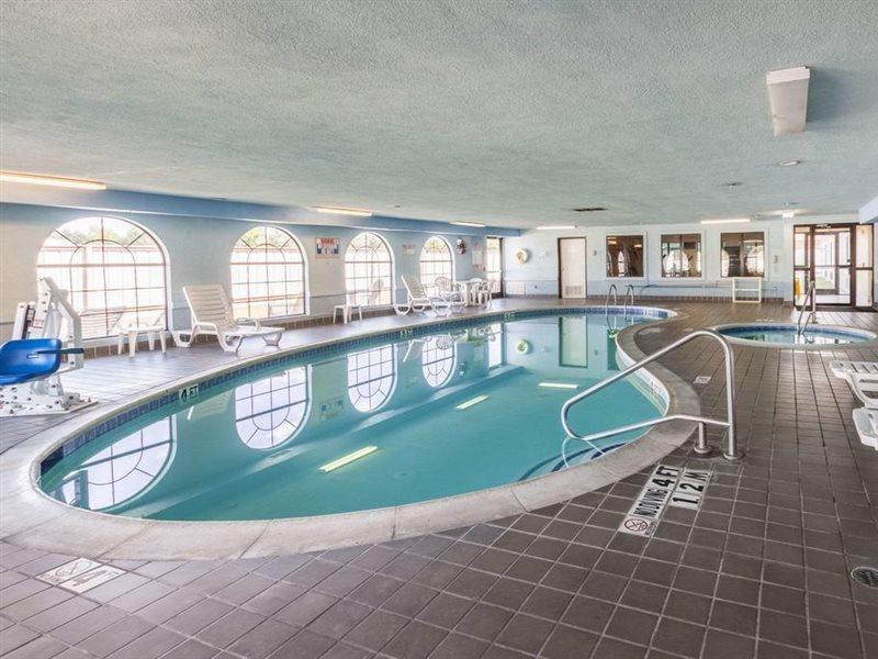 Quality Suites Burleson - Ft Worth Dış mekan fotoğraf