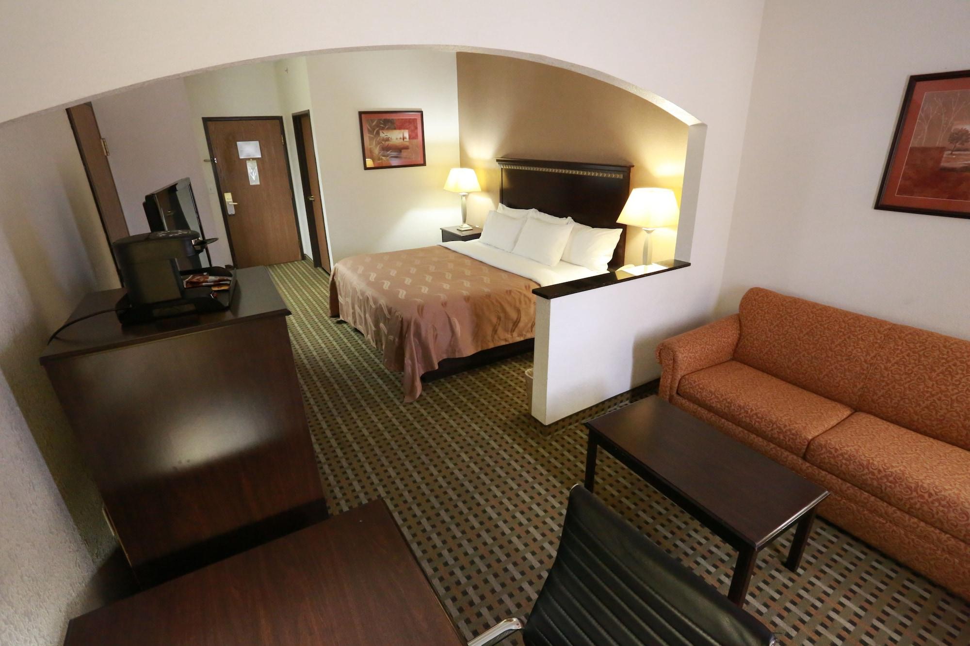 Quality Suites Burleson - Ft Worth Dış mekan fotoğraf
